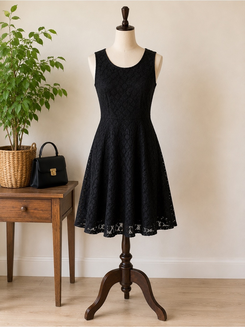 Black Lace Fit & Flare A-Line Cocktail Dress Romantic LBD Size Small